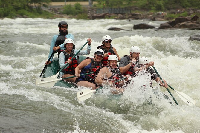 Chattanooga Ocoee River Guided Whitewater Kayaking Experience - Meeting and Pickup