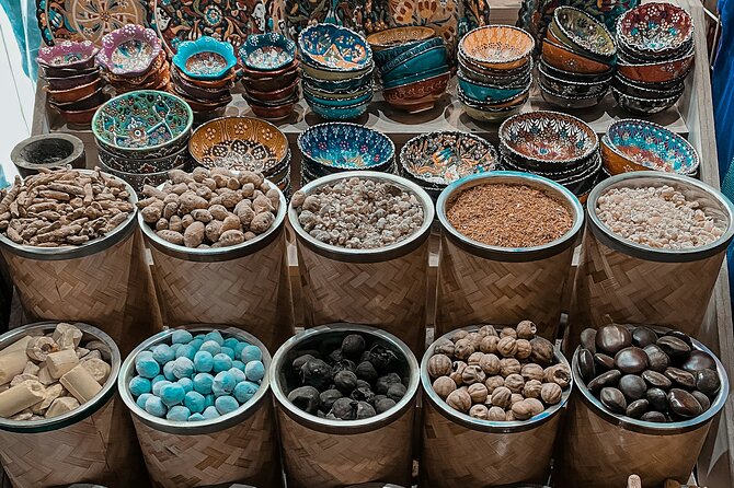 Chauffeur Service For Dubai & Abu Dhabi - Pricing and Booking