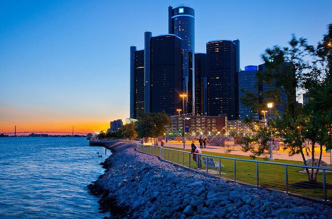 Chauffeured Historic Tour of Detroit with Flexibility - FAQ