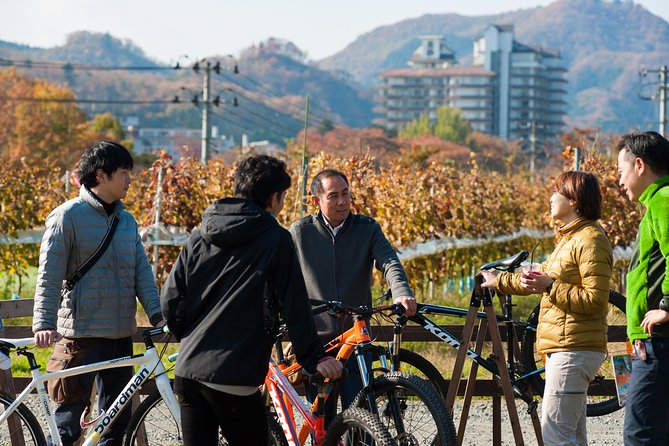 Check Out the Inn! a Quick Tour of the Hot Spring Town. - Local Cuisine and Dining Options