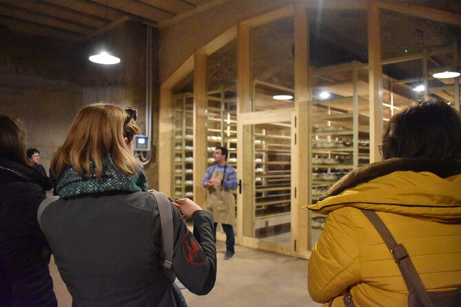 Cheese Factory Workshop With Wine Tasting in Requena, Valencia - Cheese Making Process