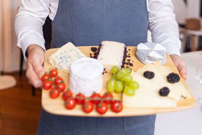 Cheeses and Wines Tour De France With Tasty Games - Common Questions