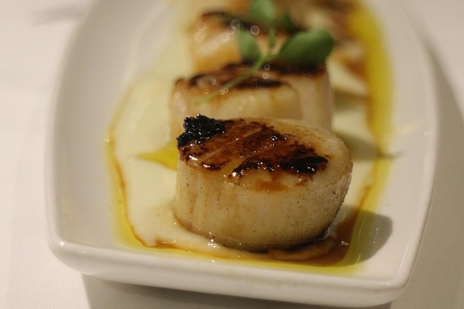 Chef-Led Walking Pintxo Tour of San Sebastián - Benefits of a Guided Tour