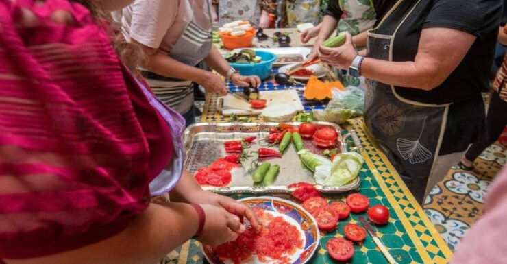 Chefchaouen: Make Your Own Tajine and Pastilla Cooking Class - Language and Instructor