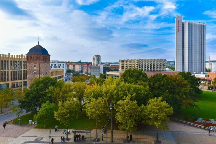 Chemnitz: Private Guided Walking Tour - Bilingual Live Tour Guide