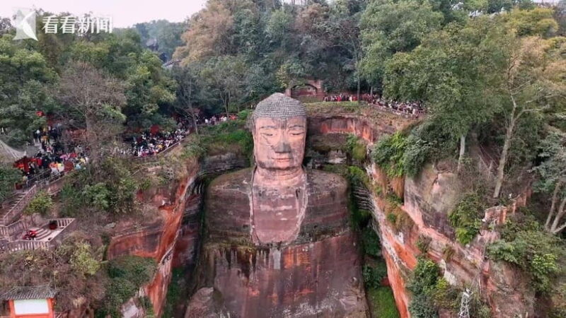 Chengdu: 7-Day Private Tour with Mt.E-mei and Jiuzhaigou - Journey to Jiuzhaigou: From High-Speed Rail to Scenic Splendor