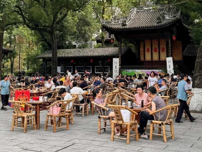 Chengdu: Baba-tea, Hotpot & Bar Local Lifestyle Tour - Who Would Love This Tour?