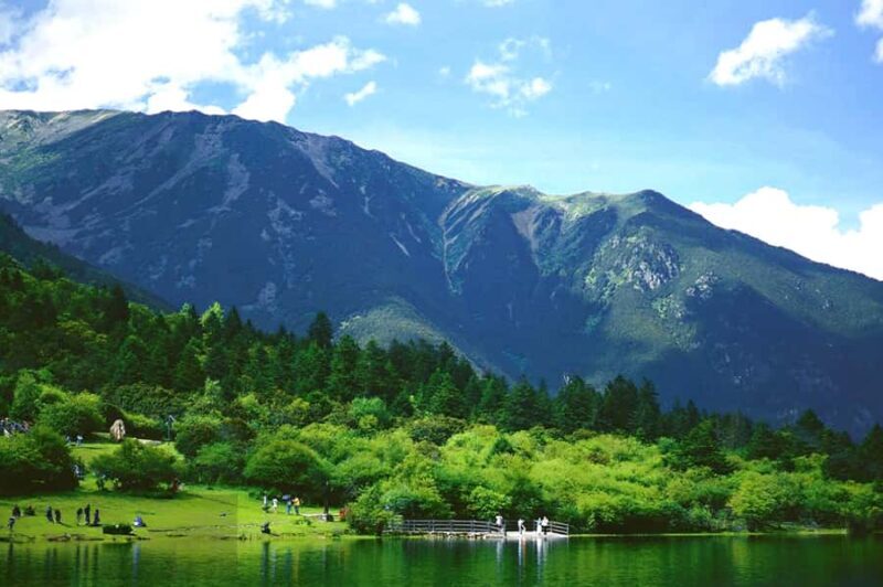 Chengdu: Bipenggou Scenic Area Day Trip with Guide - An In-Depth Look at the Trip