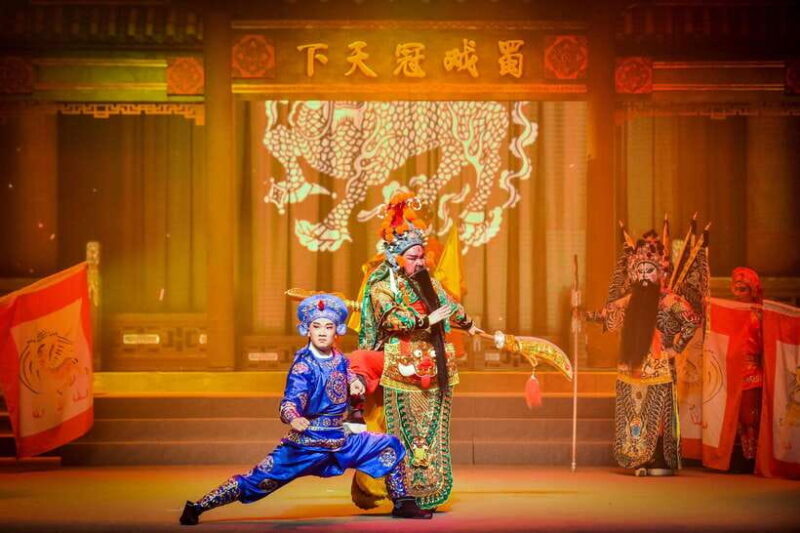 Chengdu: Classic Sichuan Opera Show Furong Guocui & free tea - Practical Details and Tips