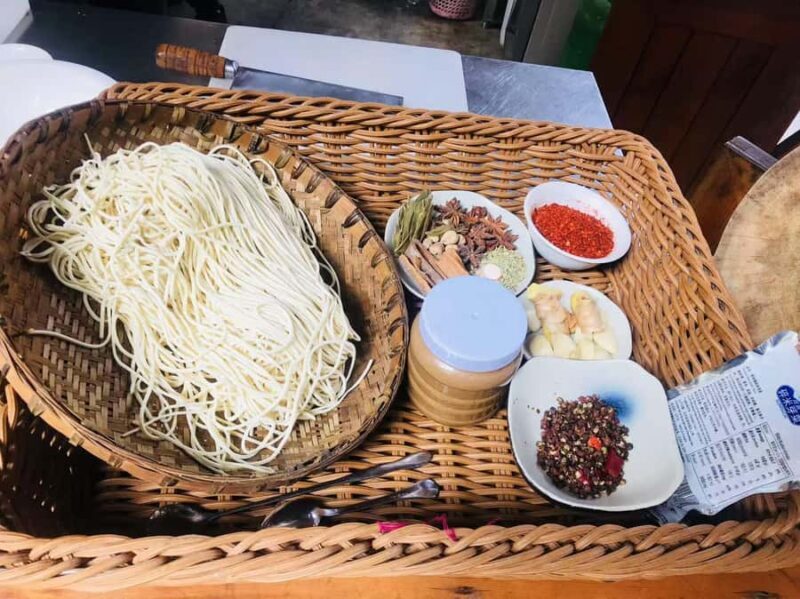 Chengdu: Dan Dan Noodles Cooking Class & Market Tour - Who Will Enjoy This Tour?