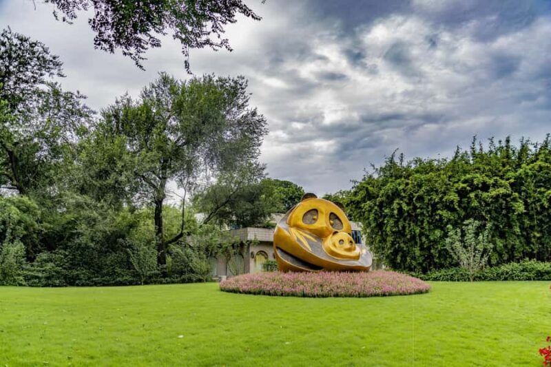 Chengdu: Dujiangyan Panda Base & Irrigation System Day Tour - Detailed Breakdown of the Itinerary