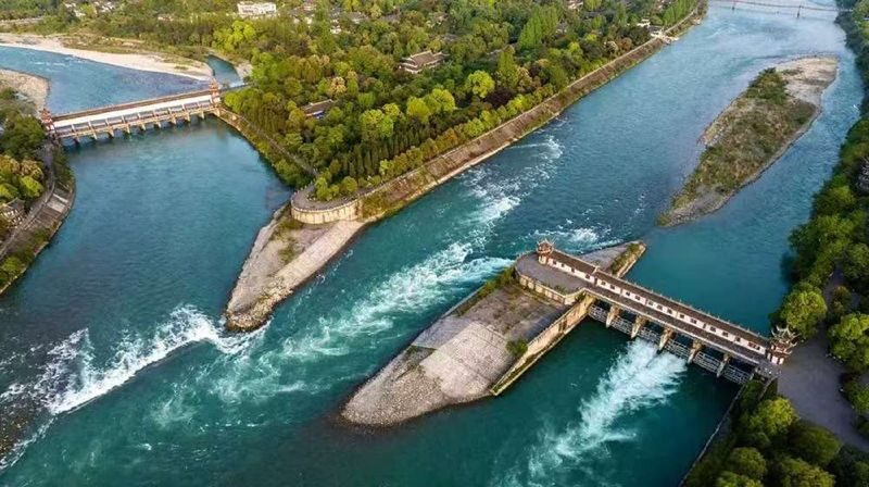Chengdu Dujiangyan & Sanxingdui Full-Day Museum Tour - Key points to know