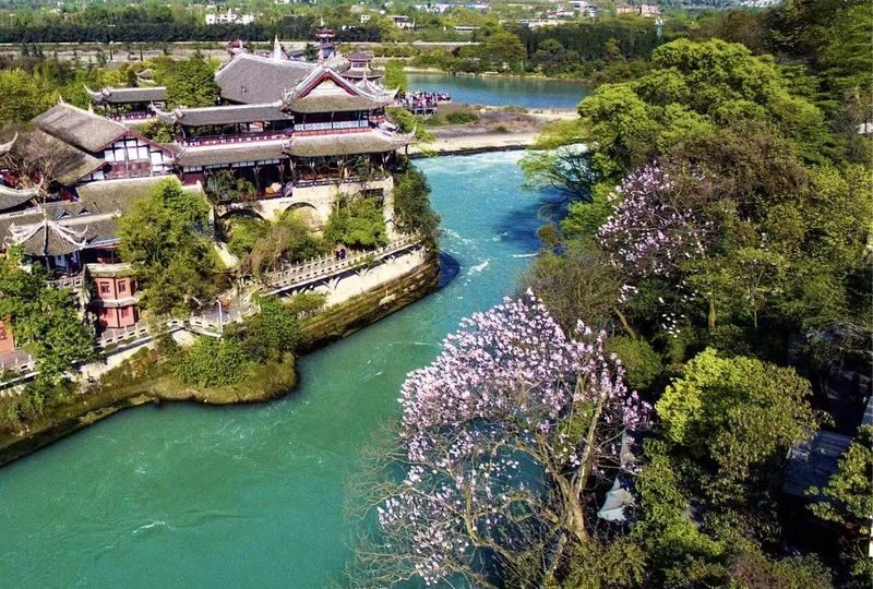 Chengdu Dujiangyan & Sanxingdui Full-Day Museum Tour - Two stops, two different kinds of interest