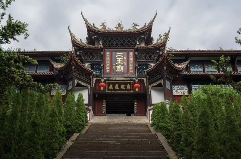 Chengdu Dujiangyan & Sanxingdui Full-Day Museum Tour - Sanxingdui adds a museum-focused stop