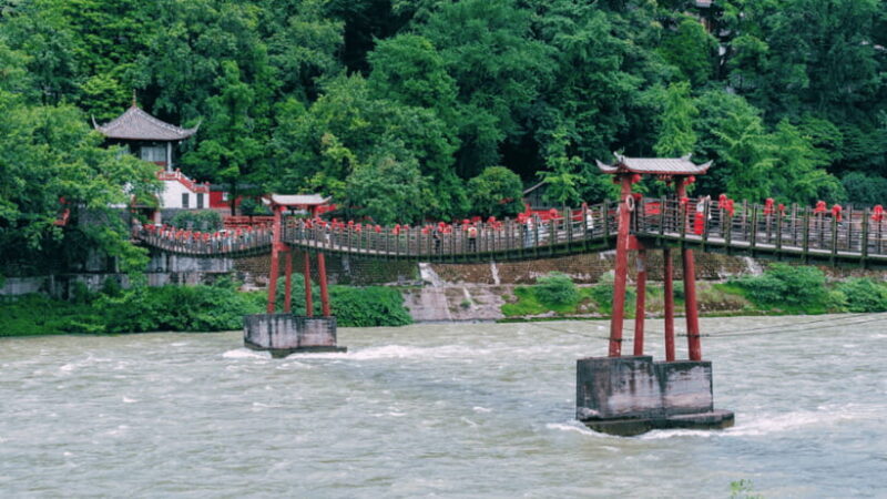 Chengdu: Dujiangyan Worlds Oldest Water Conservancy Project - Who Would Love This Tour?