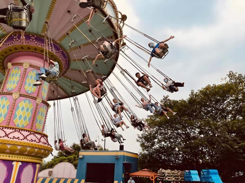 Chengdu: Happy Valley Ticket - Dining and Facilities