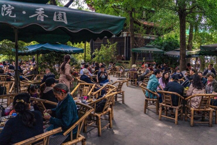 Chengdu: Illuminated Night Tour With Sichuan Opera or Hotpot - Pricing Details