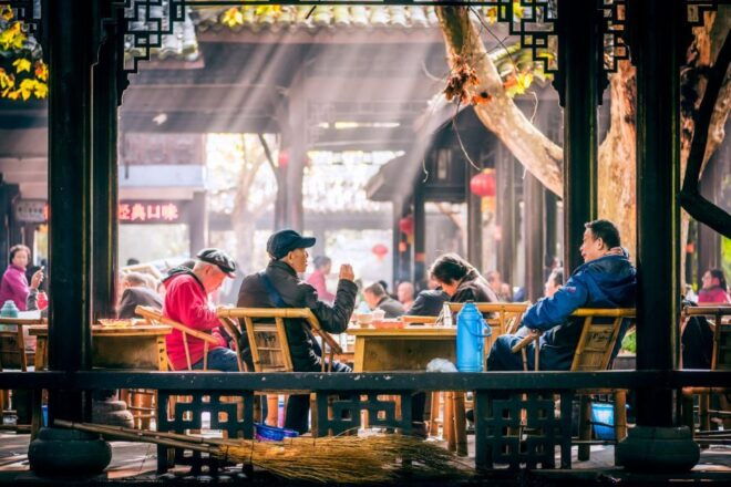 Chengdu: Illuminated Night Tour With Sichuan Opera or Hotpot - Itinerary and Options