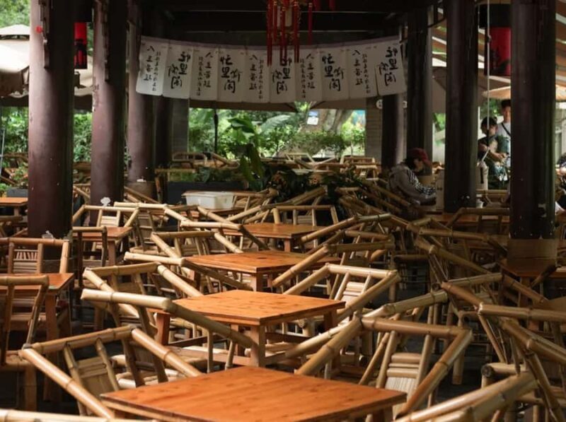 Chengdu: Kuanzhai Alley, Peoples Park, Tea, Opera & Hot Pot - Tea Time: Brewing Tradition in Chengdu