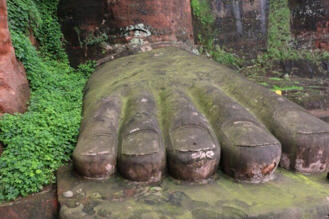 Chengdu Leshan Giant Buddha Boat Trip or Mountian View - Additional Information and Options