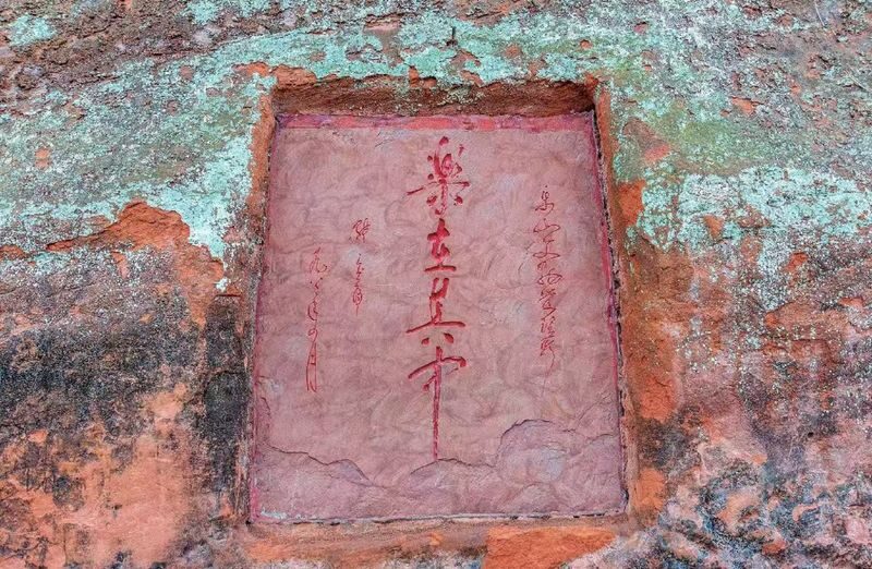 Chengdu Leshan Giant Buddha Full-Day Tour with Boat or Hike - Should you book the Chengdu to Leshan tour?