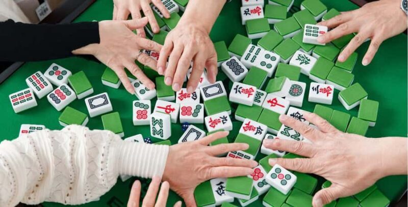 Chengdu: Local teahouses and mahjong lessons - Transportation & Group Size