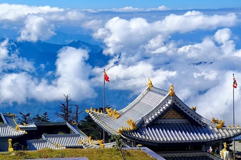 Chengdu Mount Emei Full-Day Discovery Tour - How to judge the $72.09 starting price