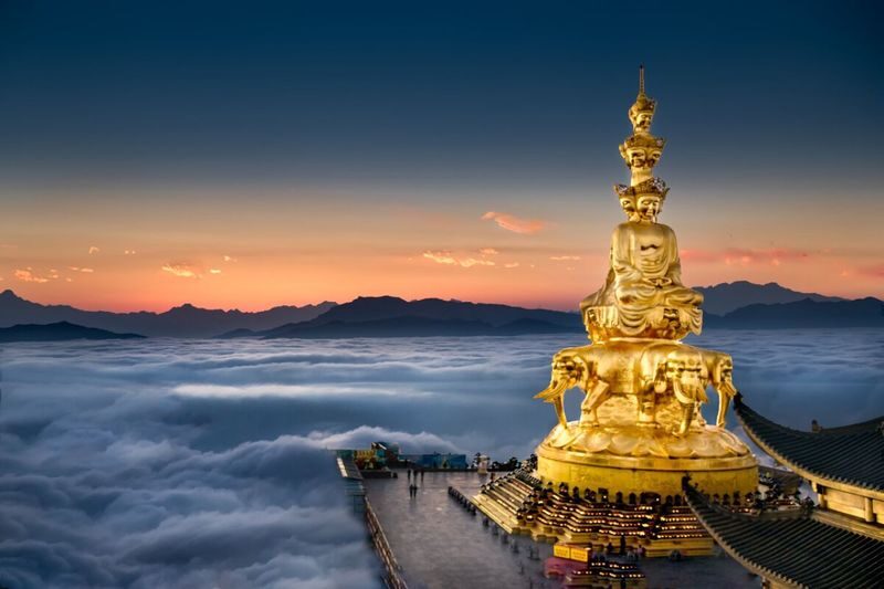 Chengdu Mount Emei & Leshan Giant Buddha 2-Day Tour - At a glance