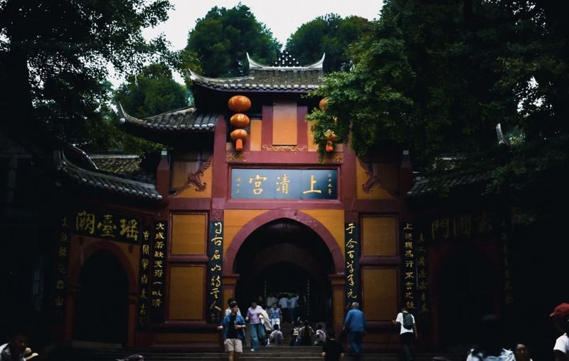 Chengdu Mount Qingcheng & Dujiangyan Full-Day Small Group Tour - Two Chengdu-area landmarks in one day