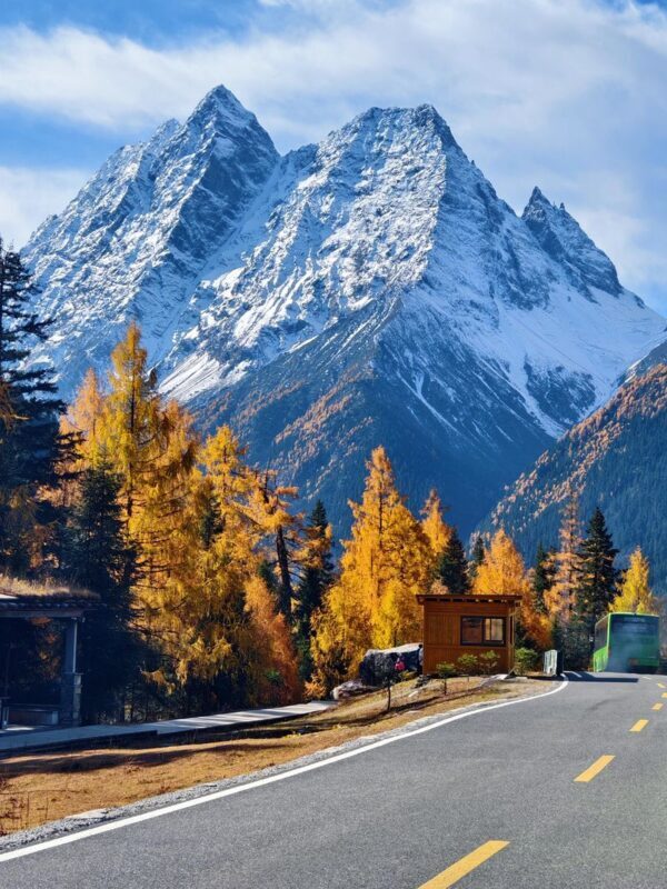 Chengdu Mount Siguniang & Shuangqiaogou Valley Day Tour - What the day may feel like