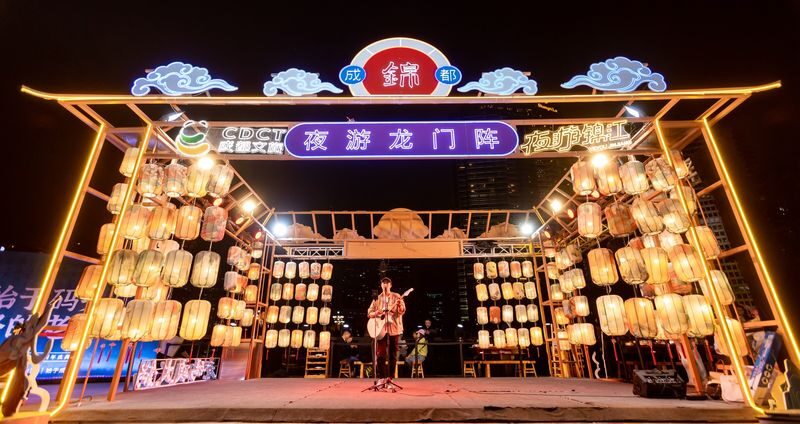 Chengdu Night Cruise on Jinjiang River - What the Jinjiang cruise is really like
