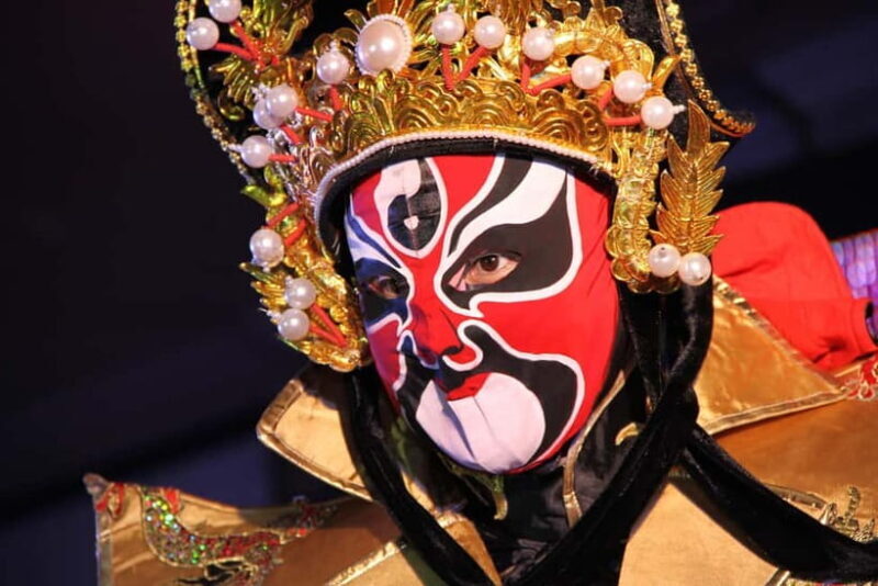 Chengdu Night: VIP Seat Opera Show or Back Alley Food Tour - Who Would Love This Tour?