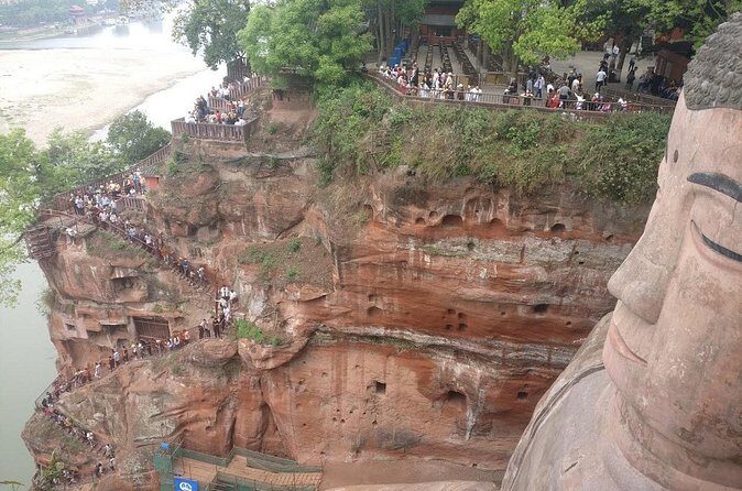 Chengdu panda base and Leshan Giant Buddha one day tour - FAQ