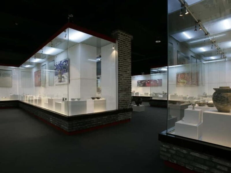 Chengdu: Panda Base, Sichuan Cuisine Museum, & Cooking Class - A Day in Chengdu: What to Expect from the Tour