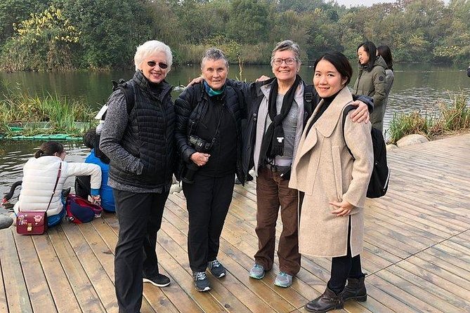 Chengdu Panda Tour and Taste Spicy Hotpot - Accessibility Information