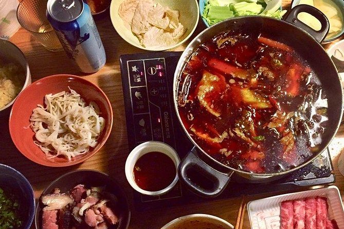 Chengdu Panda Tour and Taste Spicy Hotpot - Additional Tips for Travelers