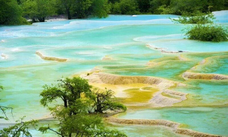 Chengdu: private 2-Day Huanglong Jiuzhaigou tour by train - Practical Tips for Making the Most of Your Trip