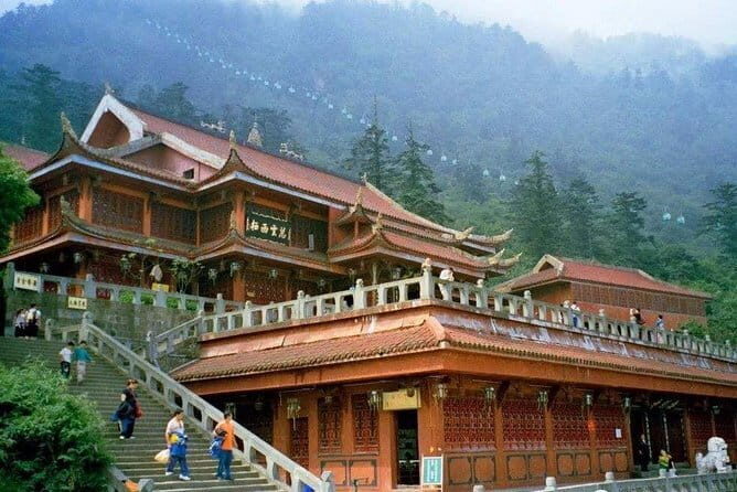 Chengdu Private Day Tour to Emei Mountain with Lunch and Cable Car Ride - What You Get for the Price