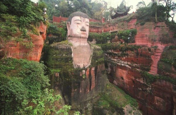 Chengdu Private Tour of Leshan Buddha and Panda Base - Price and Inclusions