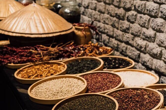 Chengdu Sichuan Cuisine Cooking Class and Savor Local Snacks - Exploring the Chengdu Sichuan Cuisine Museum