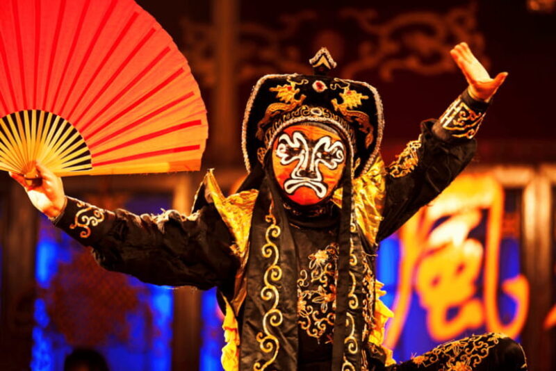 Chengdu: Sichuan Opera Face-Changing and Acrobatics Show - FAQ