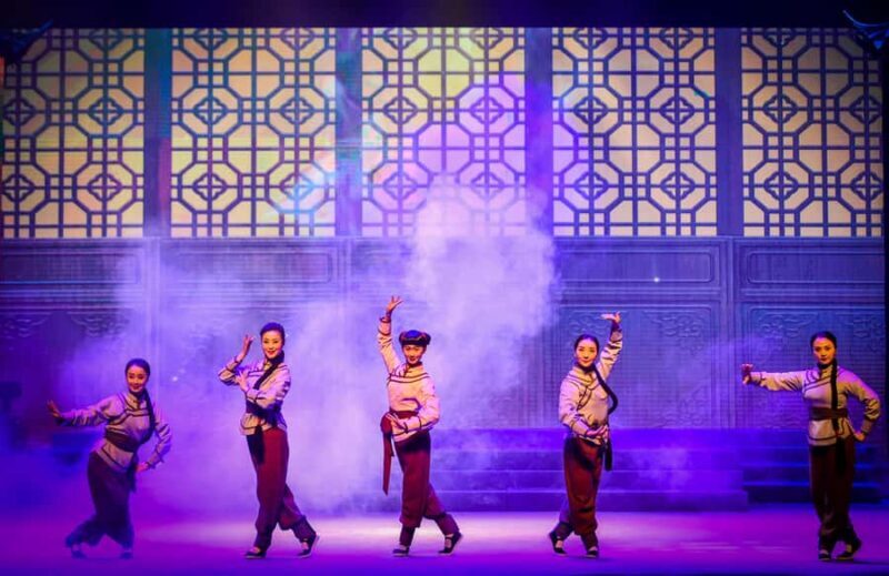 Chengdu: Sichuan Opera Show  Fu Rong Guo Cui - Why This Show Stands Out