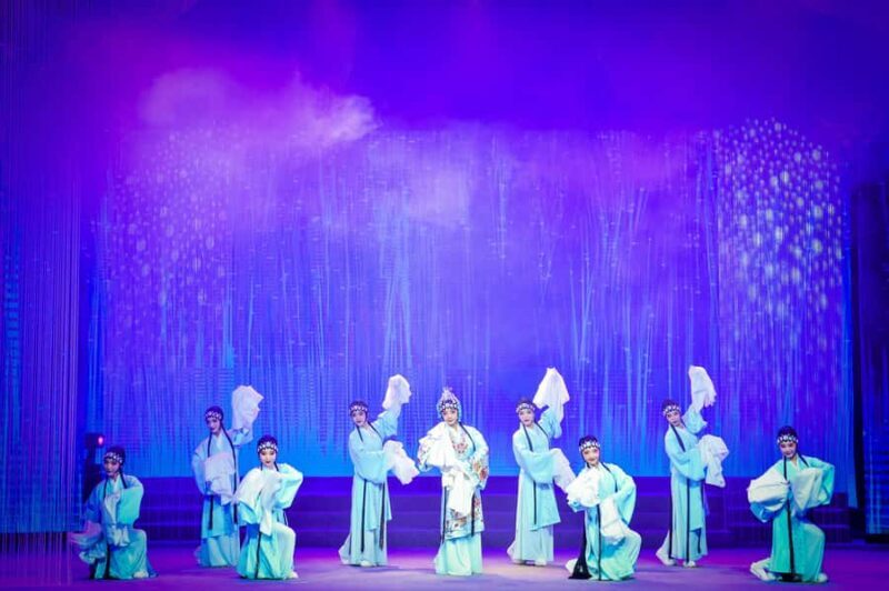 Chengdu: Sichuan Opera Show  Fu Rong Guo Cui - FAQ