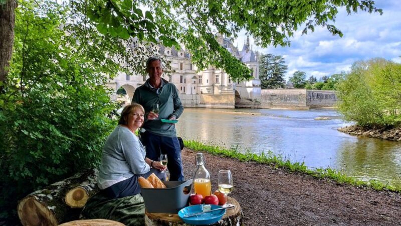 Chenonceau: guided ebike ride and wine & cheese picnic lunch - Discovering the Loire on Two Wheels
