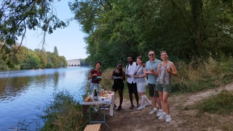 Chenonceau: guided ebike ride and wine & cheese picnic lunch - Cultural and Historical Insights