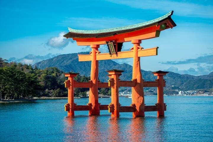 Cherry Blossom & Garden 13-Day Tour by MW Tours - Hiroshima, Miyajima and a thoughtful change of pace