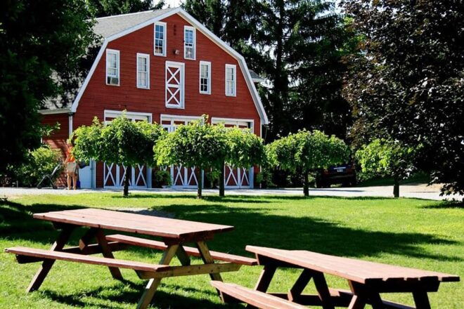 Cherry Garden and Waterfall RV Tour Toronto - Hamilton - Optional Visit to Dundurn Castle