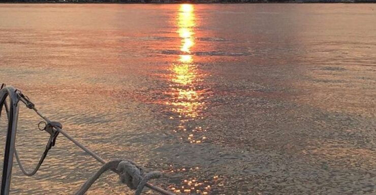 Chesapeake Beach: Sunset Sailing Cruise With Snacks - Sunset Sailing Experience Highlights