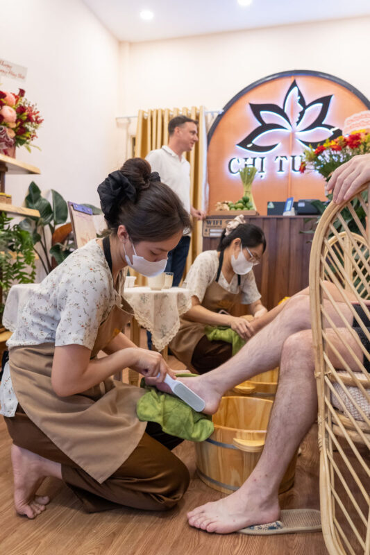 Chi Tu Spa Herbal Hair Wash, Massage, and Facial Care in Ho Chi Minh - Who should book Chi Tu Spa