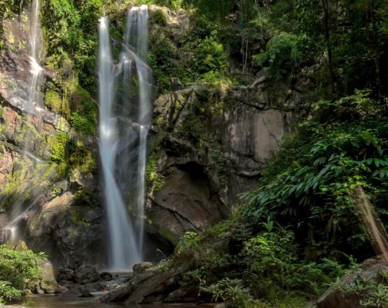 Chiang Mai: 2-Day Private Pai Tour w/ English/Chinese Guide - Discovering the Charm of Pai: A 2-Day Private Adventure  